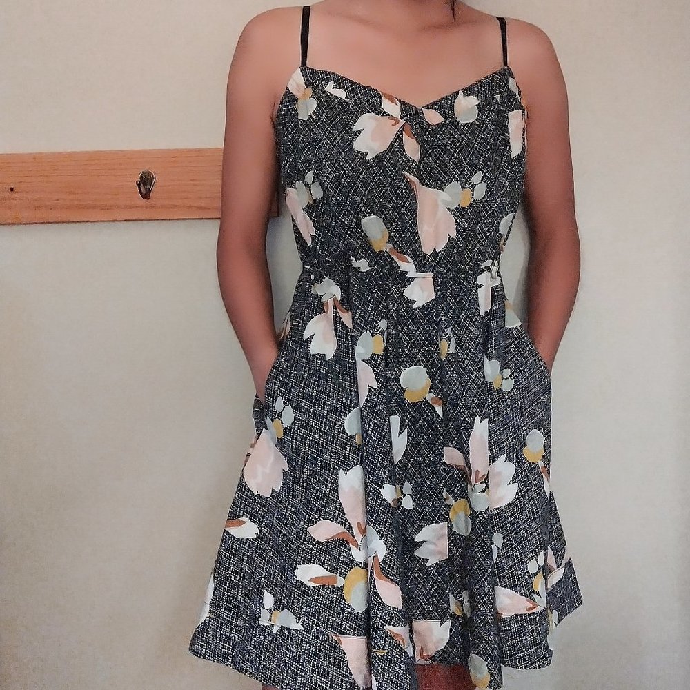 Kimchi Blue Nora Linen Blend Floral Sundress, Small
